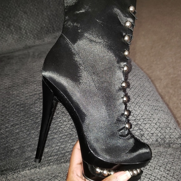 Bootie - Picture 2 of 2